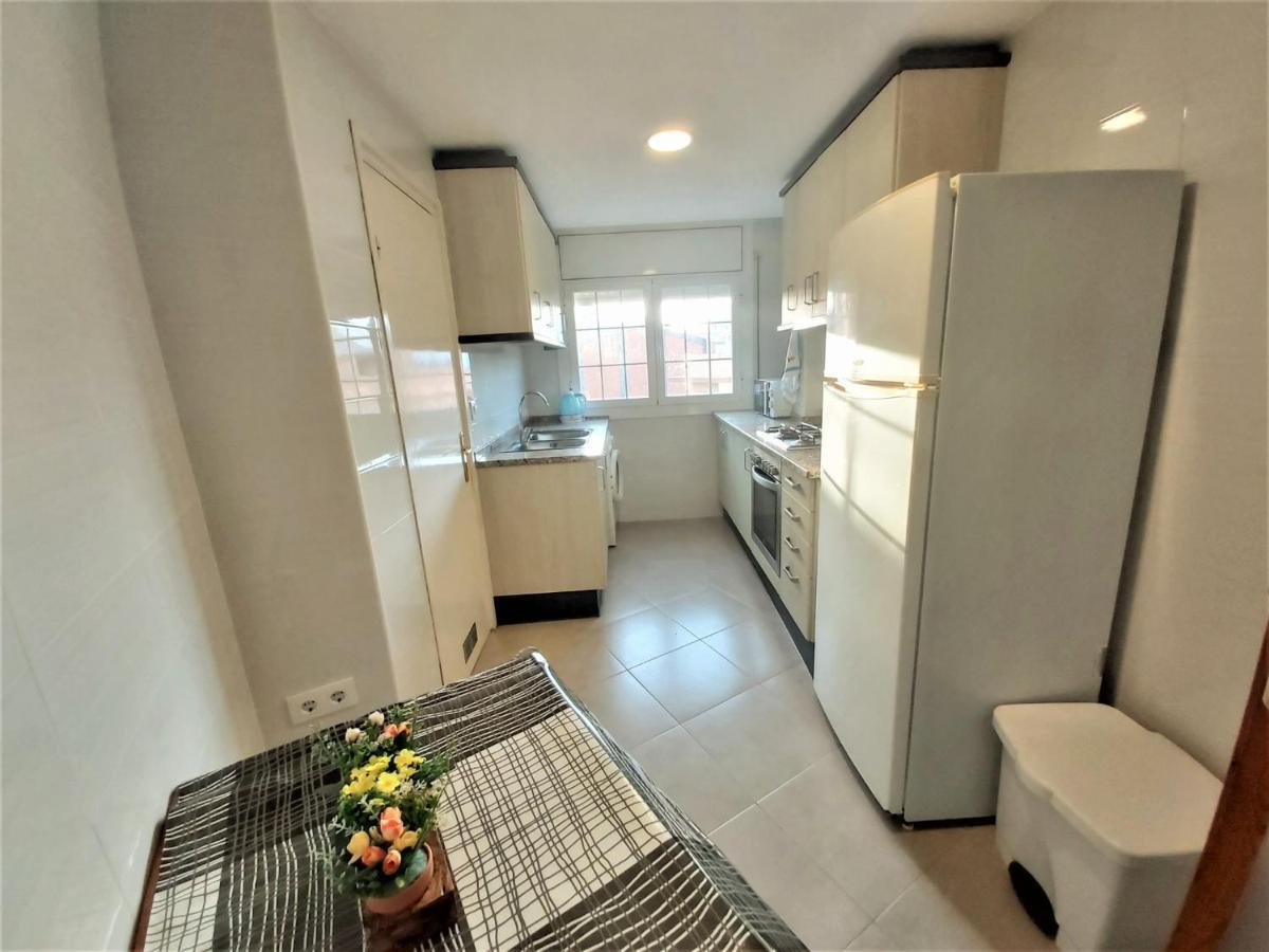 Diana Apartamento Con Terraza Muy Cerca Del Mar Pineda de Mar Exterior photo